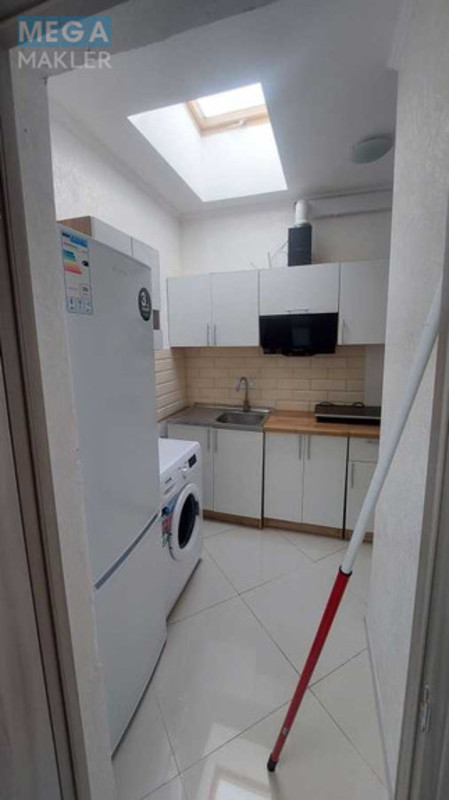 Оренда 1 кімнатної квартири, <a class="location-link" href="/odessa/" title="Недвижимость Одеса">Одеса</a>, <a class="location-link" href="/odessa/malinovskij/" title="Недвижимость Малиновський район">Малиновський р-н</a>, Косвенная, 20 (изображение 4)