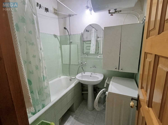 Оренда 3 кімнатної квартири, <a class="location-link" href="/odessa/" title="Недвижимость Одеса">Одеса</a>, <a class="location-link" href="/odessa/primorskij/" title="Недвижимость Приморський район">Приморський р-н</a>, Балковская, 3/1 (изображение 5)