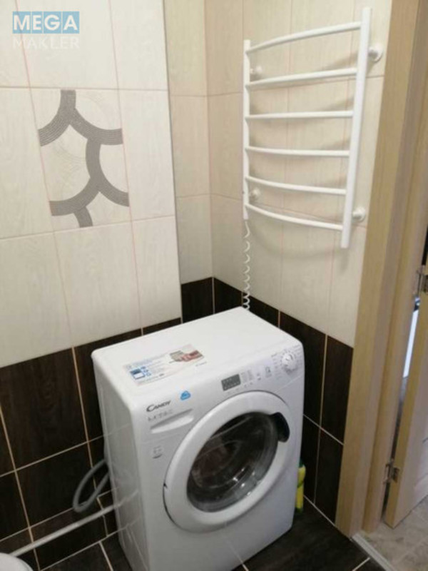 Оренда 1 кімнатної квартири, <a class="location-link" href="/kiev/" title="Недвижимость Київ">Київ</a>, <a class="location-link" href="/kiev/podolskij/" title="Недвижимость Подільський район">Подільський р-н</a>, Європейського Союзу просп., 41В (изображение 9)