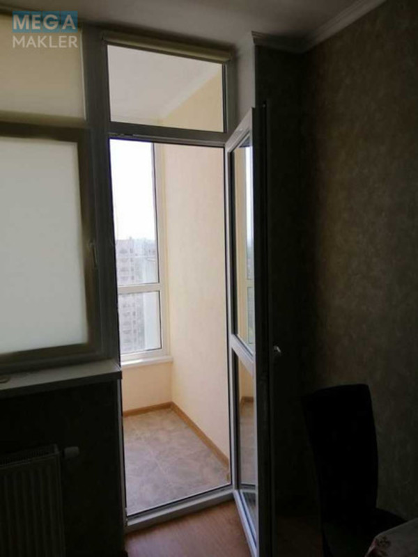 Оренда 1 кімнатної квартири, <a class="location-link" href="/kiev/" title="Недвижимость Київ">Київ</a>, <a class="location-link" href="/kiev/podolskij/" title="Недвижимость Подільський район">Подільський р-н</a>, Європейського Союзу просп., 41В (изображение 14)