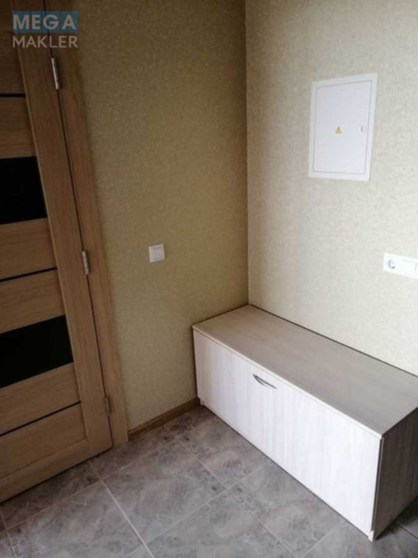 Оренда 1 кімнатної квартири, <a class="location-link" href="/kiev/" title="Недвижимость Київ">Київ</a>, <a class="location-link" href="/kiev/podolskij/" title="Недвижимость Подільський район">Подільський р-н</a>, Європейського Союзу просп., 41В (изображение 15)