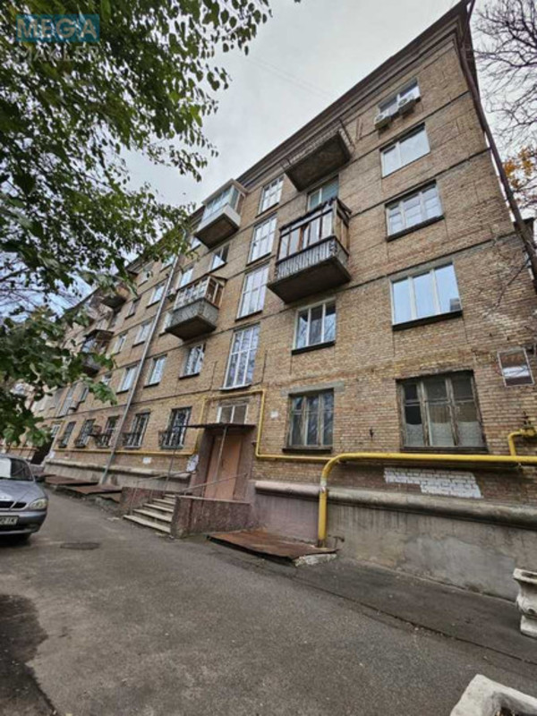 Оренда 2 кімнатної квартири, <a class="location-link" href="/kiev/" title="Недвижимость Київ">Київ</a>, <a class="location-link" href="/kiev/pecherskij/" title="Недвижимость Печерський район">Печерський р-н</a>, Євгена Коновальця вул., 27а (изображение 3)