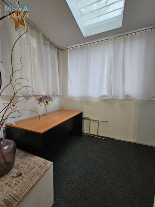 Оренда 2 кімнатної квартири, <a class="location-link" href="/kiev/" title="Недвижимость Київ">Київ</a>, <a class="location-link" href="/kiev/pecherskij/" title="Недвижимость Печерський район">Печерський р-н</a>, Євгена Коновальця вул., 27а (изображение 15)