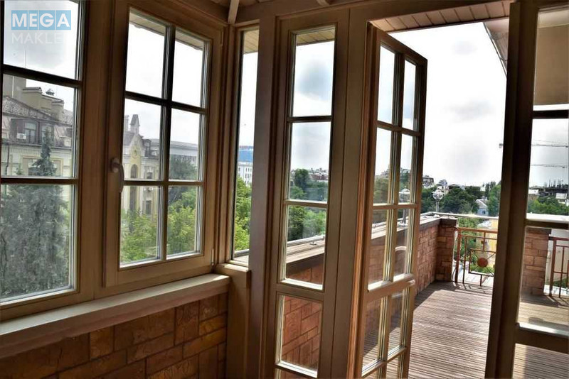 Оренда 4 кімнатні квартири, <a class="location-link" href="/kiev/" title="Недвижимость Київ">Київ</a>, <a class="location-link" href="/kiev/pecherskij/" title="Недвижимость Печерський район">Печерський р-н</a>, Ольгинская ул., 6 (изображение 2)