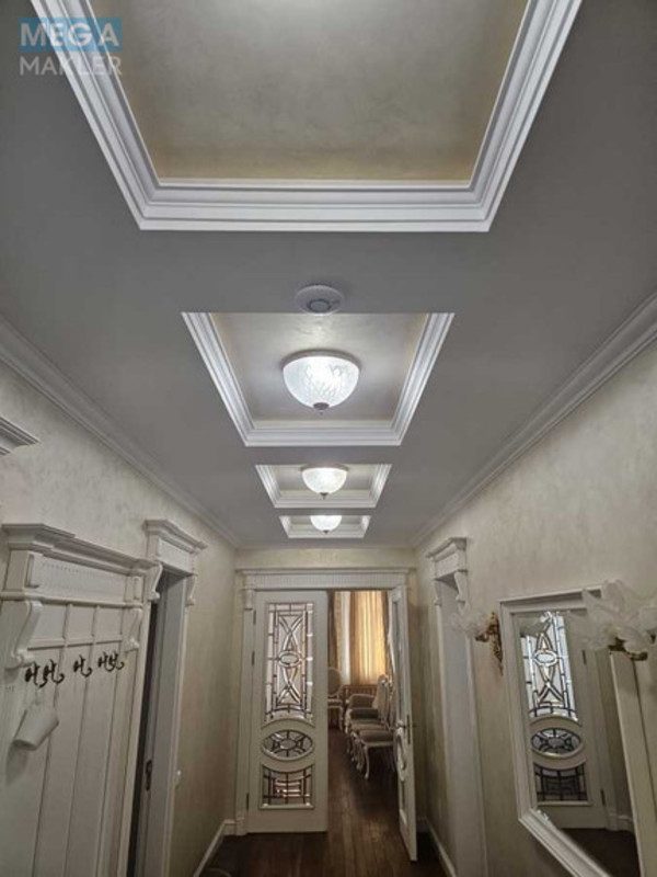 Оренда 4 кімнатні квартири, <a class="location-link" href="/kiev/" title="Недвижимость Київ">Київ</a>, <a class="location-link" href="/kiev/pecherskij/" title="Недвижимость Печерський район">Печерський р-н</a>, Ольгинская ул., 6 (изображение 17)