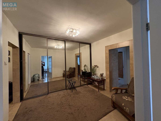 Оренда 2 кімнатної квартири, <a class="location-link" href="/kiev/" title="Недвижимость Київ">Київ</a>, <a class="location-link" href="/kiev/darnickij/" title="Недвижимость Дарницький район">Дарницький р-н</a>, Ревуцького вул., 13 (изображение 13)