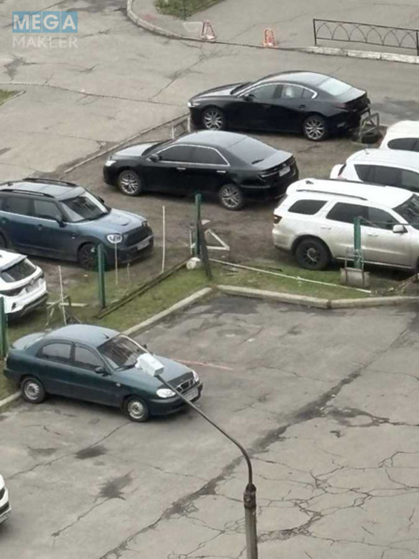 Оренда 2 кімнатної квартири, <a class="location-link" href="/kiev/" title="Недвижимость Київ">Київ</a>, <a class="location-link" href="/kiev/darnickij/" title="Недвижимость Дарницький район">Дарницький р-н</a>, Ревуцького вул., 13 (изображение 17)