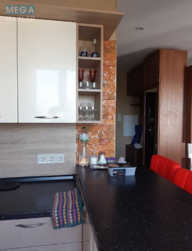 Оренда 1 кімнатної квартири, <a class="location-link" href="/kiev/" title="Недвижимость Київ">Київ</a>, <a class="location-link" href="/kiev/podolskij/" title="Недвижимость Подільський район">Подільський р-н</a>, Галицкая ул., 9 (изображение 9)