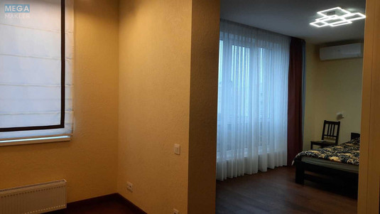 Продаж 3 кімнатної квартири (105/53/13), 8 пов. 9 пов. будинку, <a class="location-link" href="/kiev/" title="Недвижимость Київ">Київ</a>, <a class="location-link" href="/kiev/goloseevskij/" title="Недвижимость Голосіївський район">Голосіївський р-н</a>, Метрологічна вул., 40б (изображение 11)