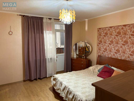 Оренда 3 кімнатної квартири, <a class="location-link" href="/kiev/" title="Недвижимость Київ">Київ</a>, <a class="location-link" href="/kiev/darnickij/" title="Недвижимость Дарницький район">Дарницький р-н</a>, Днепровская наб., 25 (изображение 8)