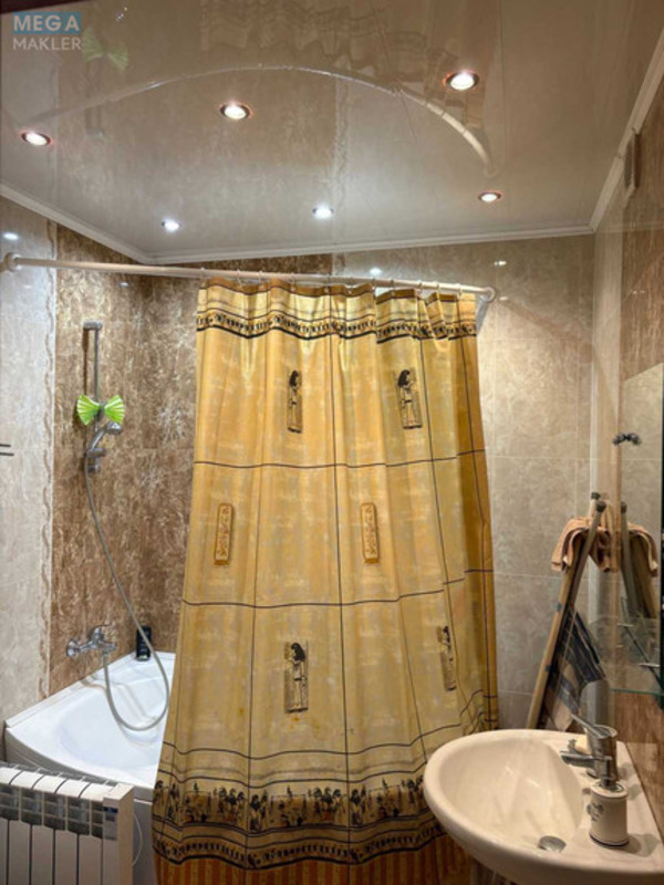 Оренда 3 кімнатної квартири, <a class="location-link" href="/kiev/" title="Недвижимость Київ">Київ</a>, <a class="location-link" href="/kiev/darnickij/" title="Недвижимость Дарницький район">Дарницький р-н</a>, Днепровская наб., 25 (изображение 9)