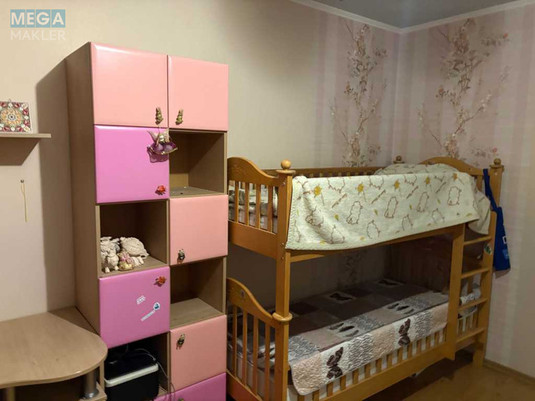 Оренда 3 кімнатної квартири, <a class="location-link" href="/kiev/" title="Недвижимость Київ">Київ</a>, <a class="location-link" href="/kiev/darnickij/" title="Недвижимость Дарницький район">Дарницький р-н</a>, Днепровская наб., 25 (изображение 13)