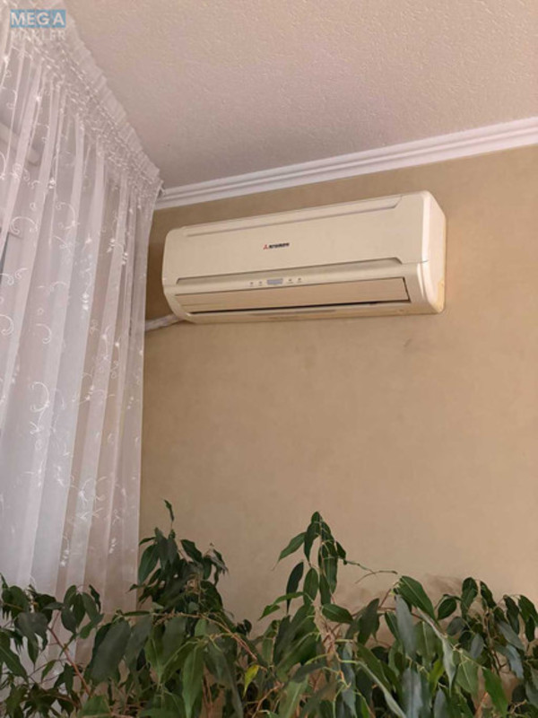 Оренда 3 кімнатної квартири, <a class="location-link" href="/kiev/" title="Недвижимость Київ">Київ</a>, <a class="location-link" href="/kiev/darnickij/" title="Недвижимость Дарницький район">Дарницький р-н</a>, Днепровская наб., 25 (изображение 23)