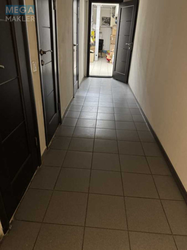 Оренда комерційної нерухомості, 245&nbsp;кв.м, под офис, <a class="location-link" href="/kiev/" title="Недвижимость Київ">Київ</a>, <a class="location-link" href="/kiev/obolonskij/" title="Недвижимость Оболонський район">Оболонський р-н</a>, Коноплянская ул., 18 (изображение 4)