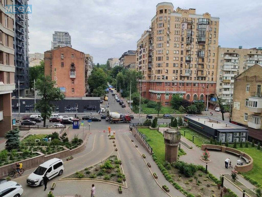 Продаж комерційної нерухомості, 126&nbsp;кв.м, под офис, <a class="location-link" href="/kiev/" title="Недвижимость Київ">Київ</a>, <a class="location-link" href="/kiev/goloseevskij/" title="Недвижимость Голосіївський район">Голосіївський р-н</a>, Жилянская ул., 59 (изображение 16)