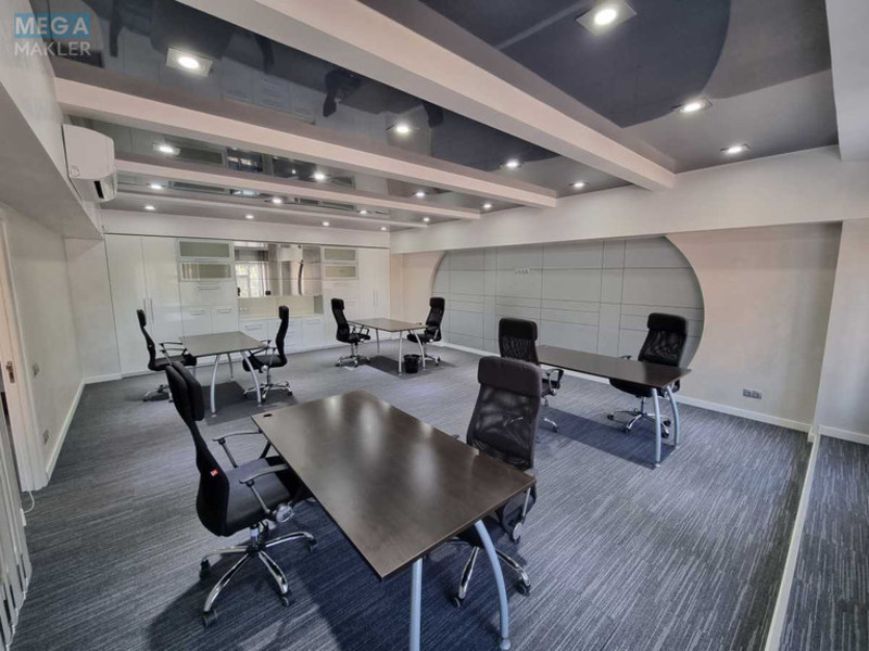Продаж комерційної нерухомості, 109&nbsp;кв.м, под офис, <a class="location-link" href="/kiev/" title="Недвижимость Київ">Київ</a>, <a class="location-link" href="/kiev/podolskij/" title="Недвижимость Подільський район">Подільський р-н</a>, Ярославская ул., 56 (изображение 4)