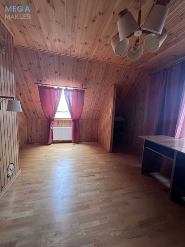 Продаж дома, 4&nbsp;поверху, 244&nbsp;кв.м, 4&nbsp;кімнати, ділянка 6&nbsp;соток, <a class="location-link" href="/glevaha/" title="Недвижимость Глеваха">Глеваха</a>, Лінія 15, 51А (изображение 18)