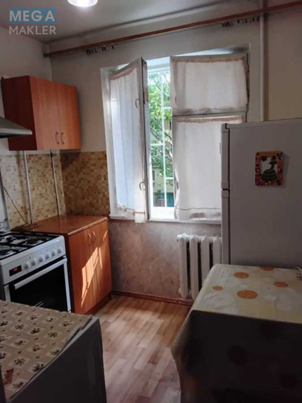 Оренда 2 кімнатної квартири, <a class="location-link" href="/odessa/" title="Недвижимость Одеса">Одеса</a>, <a class="location-link" href="/odessa/malinovskij/" title="Недвижимость Малиновський район">Малиновський р-н</a>, Филатова, 44 (изображение 2)