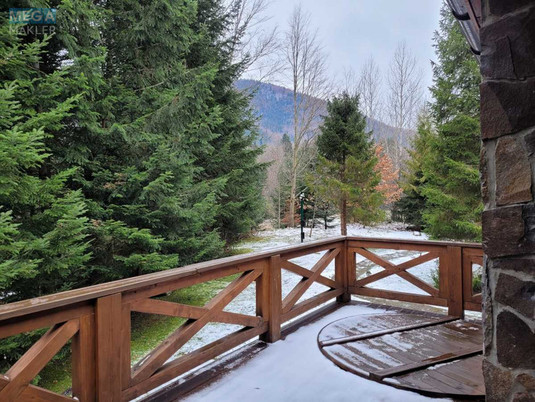 Продаж дома, 2&nbsp;поверху, 2&nbsp;200&nbsp;кв.м, 40&nbsp;кімнат, ділянка 330&nbsp;соток, <a class="location-link" href="/staraya-guta-selo-if/" title="Недвижимость Стара Гута">Стара Гута</a>, Урочище Провал (изображение 18)