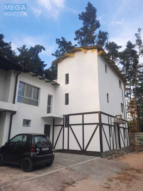 Продаж дома, 3&nbsp;поверху, 200&nbsp;кв.м, 4&nbsp;кімнати, ділянка 6&nbsp;соток, <a class="location-link" href="/kiev/" title="Недвижимость Київ">Київ</a>, <a class="location-link" href="/kiev/darnickij/" title="Недвижимость Дарницький район">Дарницький р-н</a>, Левадная ул. (изображение 6)