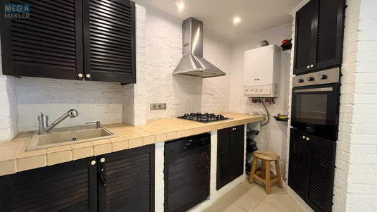 Продаж дома, 2&nbsp;поверху, 169&nbsp;кв.м, 3&nbsp;кімнати, ділянка 1&nbsp;сотка, <a class="location-link" href="/borispol/" title="Недвижимость Бориспіль">Бориспіль</a>, Яцютівка, 22 (изображение 8)