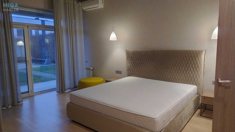 Продаж дома, 1&nbsp; поверх, 160&nbsp;кв.м, 4&nbsp;кімнати, ділянка 7&nbsp;соток, <a class="location-link" href="/dmitrovka-selo-kv-kievo-svyatoshinskij-rajon/" title="Недвижимость Дмитрівка">Дмитрівка</a>, Привітна, 114 (изображение 17)