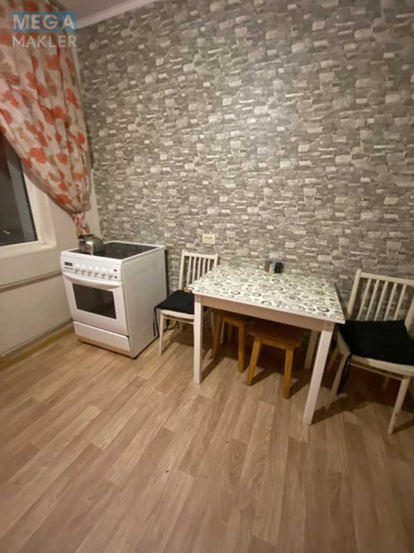 Оренда 2 кімнатної квартири, <a class="location-link" href="/kiev/" title="Недвижимость Київ">Київ</a>, <a class="location-link" href="/kiev/podolskij/" title="Недвижимость Подільський район">Подільський р-н</a>, Натальи Ужвий ул., 4в (изображение 3)