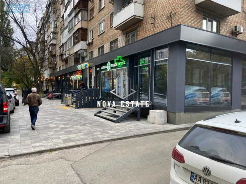 Оренда комерційної нерухомості, 65&nbsp;кв.м, под магазин, <a class="location-link" href="/kiev/" title="Недвижимость Київ">Київ</a>, <a class="location-link" href="/kiev/pecherskij/" title="Недвижимость Печерський район">Печерський р-н</a>, Академіка Філатова вул., 1 (изображение 8)