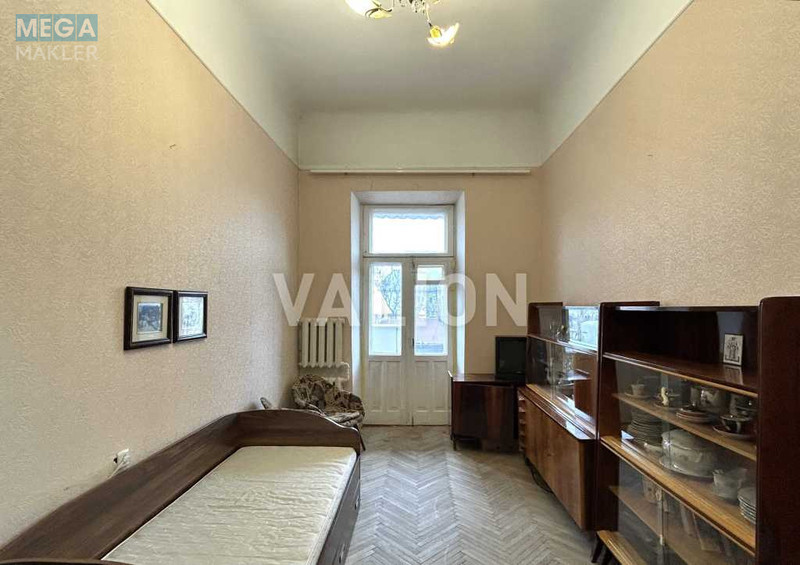 Продаж 2 кімнатної квартири (53,2/28/9,1), 3 пов. 4 пов. будинку, <a class="location-link" href="/kiev/" title="Недвижимость Київ">Київ</a>, <a class="location-link" href="/kiev/shevchenkovskij/" title="Недвижимость Шевченківський район">Шевченківський р-н</a>, Велика Житомирська вул., 4В (изображение 11)