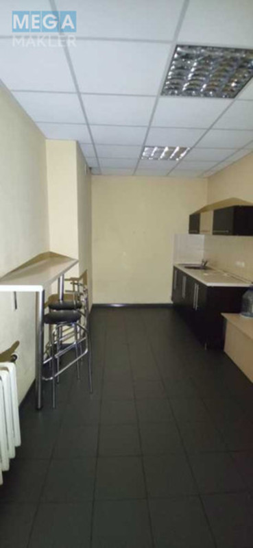 Оренда комерційної нерухомості, 180&nbsp;кв.м, под офис, <a class="location-link" href="/kiev/" title="Недвижимость Київ">Київ</a>, <a class="location-link" href="/kiev/darnickij/" title="Недвижимость Дарницький район">Дарницький р-н</a>, Срібнокільська вул., 2А (изображение 5)