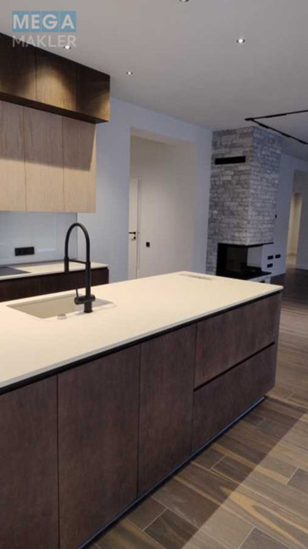 Продаж дома, 1&nbsp; поверх, 175&nbsp;кв.м, 4&nbsp;кімнати, ділянка 5&nbsp;соток, <a class="location-link" href="/dmitrovka-selo-kv-kievo-svyatoshinskij-rajon/" title="Недвижимость Дмитрівка">Дмитрівка</a>, Привітна, 53 (изображение 12)