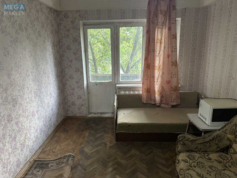 Оренда 2 кімнатної квартири, <a class="location-link" href="/kiev/" title="Недвижимость Київ">Київ</a>, <a class="location-link" href="/kiev/goloseevskij/" title="Недвижимость Голосіївський район">Голосіївський р-н</a>, Васильківська вул., 49/1 (изображение 2)