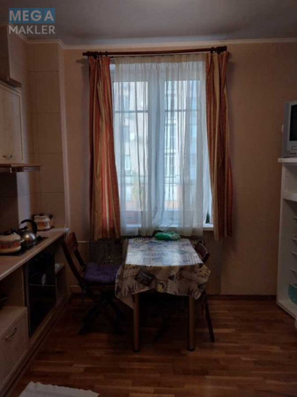 Оренда 1 кімнатної квартири, <a class="location-link" href="/kiev/" title="Недвижимость Київ">Київ</a>, <a class="location-link" href="/kiev/obolonskij/" title="Недвижимость Оболонський район">Оболонський р-н</a>, Макеевская ул., 8 (изображение 2)