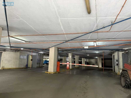 Продаж комерційної нерухомості, 21&nbsp;кв.м, <a class="location-link" href="/kiev/" title="Недвижимость Київ">Київ</a>, <a class="location-link" href="/kiev/goloseevskij/" title="Недвижимость Голосіївський район">Голосіївський р-н</a>, Голосіївська вул., 13В (изображение 6)