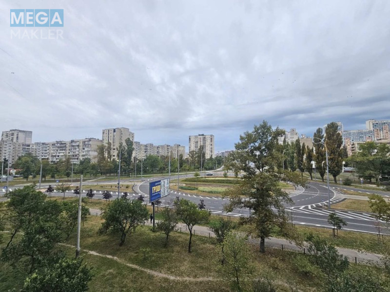 Продаж 1 кімнатної квартири (36/16/9), 4 пов. 16 пов. будинку, <a class="location-link" href="/kiev/" title="Недвижимость Київ">Київ</a>, <a class="location-link" href="/kiev/obolonskij/" title="Недвижимость Оболонський район">Оболонський р-н</a>, Зої Гайдай ( <img src="https://megamakler.com.ua/metro/0000ff.gif" alt="" class="metro" /> м. Минская, 10 ) (изображение 2)