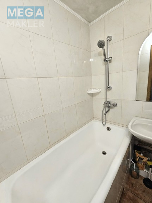 Продаж 1 кімнатної квартири (36/16/9), 4 пов. 16 пов. будинку, <a class="location-link" href="/kiev/" title="Недвижимость Київ">Київ</a>, <a class="location-link" href="/kiev/obolonskij/" title="Недвижимость Оболонський район">Оболонський р-н</a>, Зої Гайдай ( <img src="https://megamakler.com.ua/metro/0000ff.gif" alt="" class="metro" /> м. Минская, 10 ) (изображение 8)