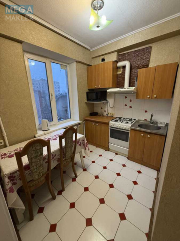 Оренда 2 кімнатної квартири, <a class="location-link" href="/kiev/" title="Недвижимость Київ">Київ</a>, <a class="location-link" href="/kiev/svyatoshinskij/" title="Недвижимость Святошинський район">Святошинський р-н</a>, Победы просп., 79 (изображение 3)