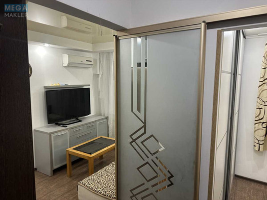 Оренда 2 кімнатної квартири, <a class="location-link" href="/kiev/" title="Недвижимость Київ">Київ</a>, <a class="location-link" href="/kiev/svyatoshinskij/" title="Недвижимость Святошинський район">Святошинський р-н</a>, Академіка Вернадського бульв., 67 (изображение 23)