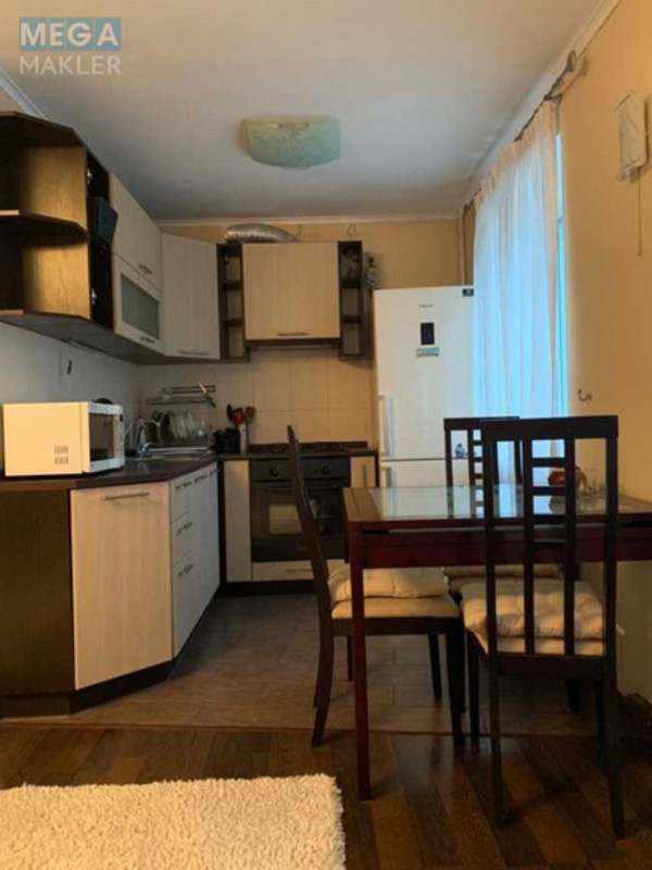 Оренда 2 кімнатної квартири, <a class="location-link" href="/kiev/" title="Недвижимость Київ">Київ</a>, <a class="location-link" href="/kiev/shevchenkovskij/" title="Недвижимость Шевченківський район">Шевченківський р-н</a>, Деревлянська вул., 19Б (изображение 8)