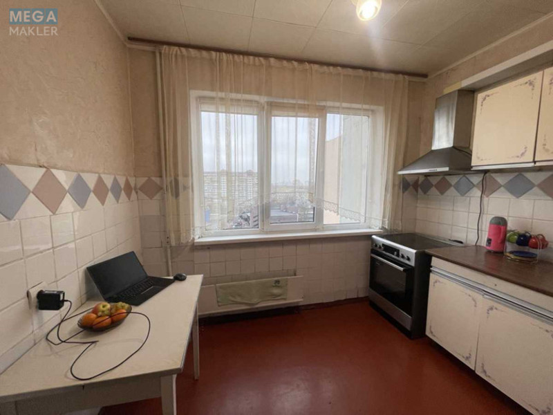 Продаж 3 кімнатної квартири (76/43/8), 12 пов. 16 пов. будинку, <a class="location-link" href="/kiev/" title="Недвижимость Київ">Київ</a>, <a class="location-link" href="/kiev/desnyanskij/" title="Недвижимость Деснянський район">Деснянський р-н</a>, Теодора Драйзера вул., 6А (изображение 3)