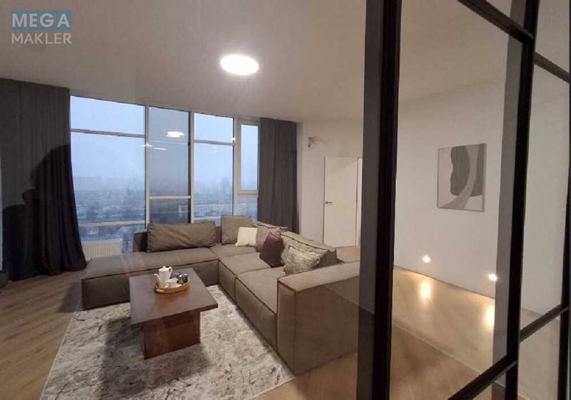 Оренда 3 кімнатної квартири, <a class="location-link" href="/kiev/" title="Недвижимость Київ">Київ</a>, <a class="location-link" href="/kiev/solomenskij/" title="Недвижимость Солом'янський район">Солом'янський р-н</a>, Авіаконструктора Антонова вул., 2б (изображение 6)