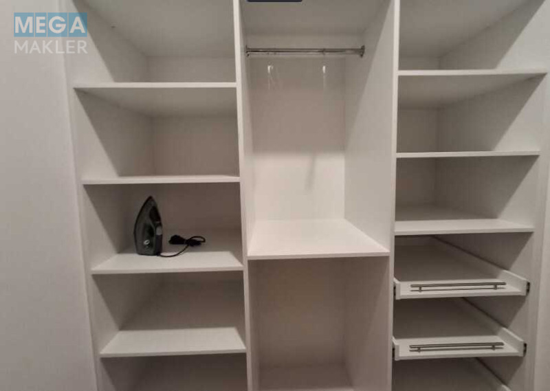 Оренда 3 кімнатної квартири, <a class="location-link" href="/kiev/" title="Недвижимость Київ">Київ</a>, <a class="location-link" href="/kiev/solomenskij/" title="Недвижимость Солом'янський район">Солом'янський р-н</a>, Авіаконструктора Антонова вул., 2б (изображение 12)