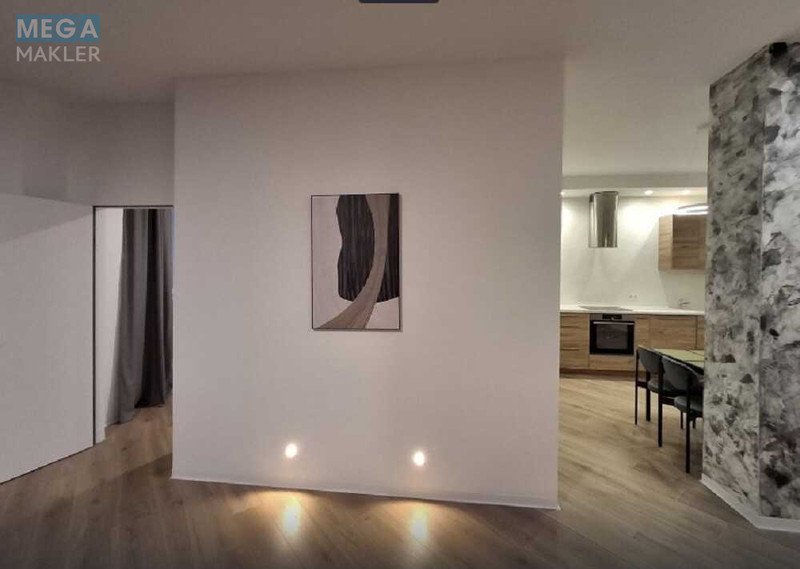 Оренда 3 кімнатної квартири, <a class="location-link" href="/kiev/" title="Недвижимость Київ">Київ</a>, <a class="location-link" href="/kiev/solomenskij/" title="Недвижимость Солом'янський район">Солом'янський р-н</a>, Авіаконструктора Антонова вул., 2б (изображение 13)