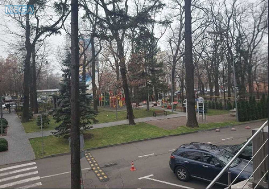 Оренда 3 кімнатної квартири, <a class="location-link" href="/kiev/" title="Недвижимость Київ">Київ</a>, <a class="location-link" href="/kiev/solomenskij/" title="Недвижимость Солом'янський район">Солом'янський р-н</a>, Авіаконструктора Антонова вул., 2б (изображение 18)