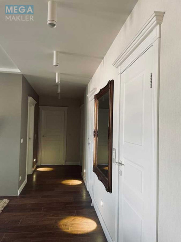 Оренда 4 кімнатні квартири, <a class="location-link" href="/kiev/" title="Недвижимость Київ">Київ</a>, <a class="location-link" href="/kiev/shevchenkovskij/" title="Недвижимость Шевченківський район">Шевченківський р-н</a>, Рижская ул., 73г (изображение 4)