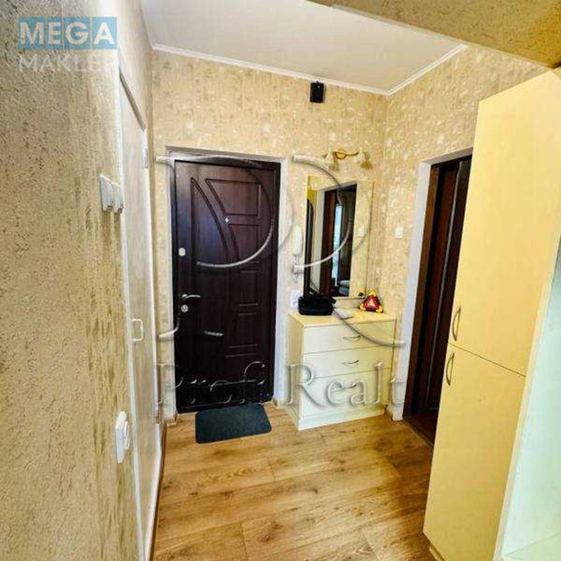 Продаж 1 кімнатної квартири (31/14/7), 7 пов. 9 пов. будинку, <a class="location-link" href="/kiev/" title="Недвижимость Київ">Київ</a>, <a class="location-link" href="/kiev/svyatoshinskij/" title="Недвижимость Святошинський район">Святошинський р-н</a>, Булгакова вулиця, 8 (изображение 13)