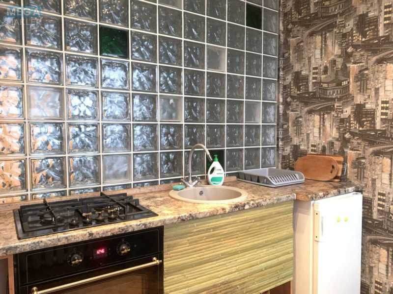 Оренда 3 кімнатної квартири, <a class="location-link" href="/kiev/" title="Недвижимость Київ">Київ</a>, <a class="location-link" href="/kiev/podolskij/" title="Недвижимость Подільський район">Подільський р-н</a>, Андріївський узвіз, 11 (изображение 5)