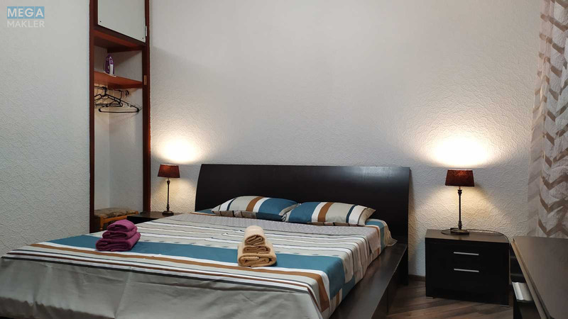 Оренда 3 кімнатної квартири, <a class="location-link" href="/kiev/" title="Недвижимость Київ">Київ</a>, <a class="location-link" href="/kiev/podolskij/" title="Недвижимость Подільський район">Подільський р-н</a>, Андріївський узвіз, 11 (изображение 8)