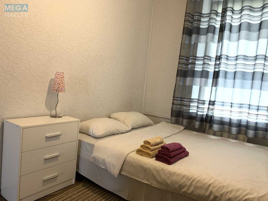 Оренда 3 кімнатної квартири, <a class="location-link" href="/kiev/" title="Недвижимость Київ">Київ</a>, <a class="location-link" href="/kiev/podolskij/" title="Недвижимость Подільський район">Подільський р-н</a>, Андріївський узвіз, 11 (изображение 11)