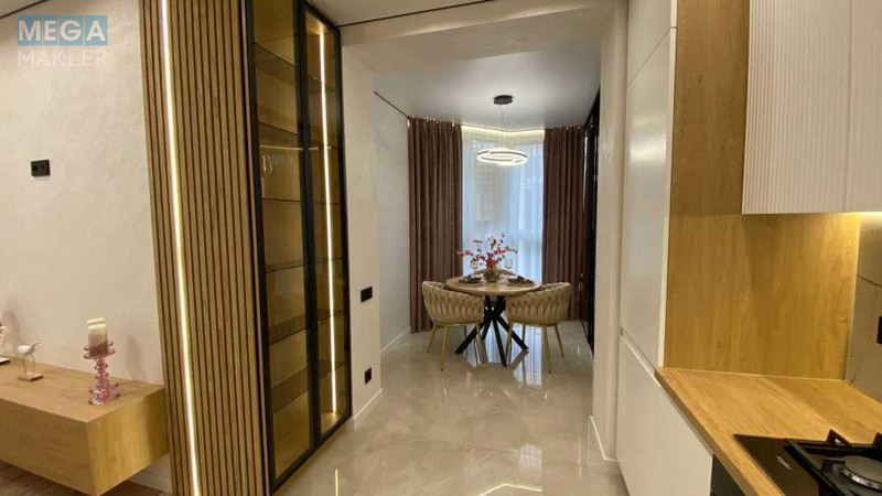 Продаж 1 кімнатної квартири (41/?/14), 8 пов. 10 пов. будинку, <a class="location-link" href="/sofievskaya-borshagovka/" title="Недвижимость Софіївська Борщагівка">Софіївська Борщагівка</a>, Радісна, 6 (изображение 4)